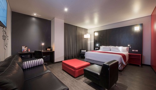 Chambre Affaires, 1 très grand lit, non-fumeurs