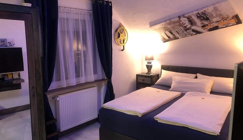 Chambre Double, 1 grand lit