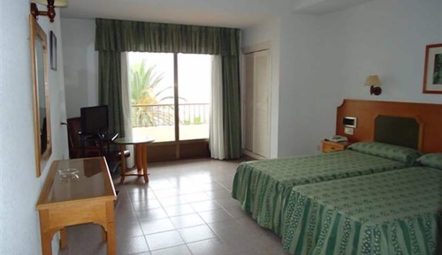 Chambre Double, 2 lits une place