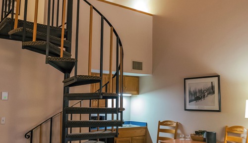 Suite Supérieure, 1 grand lit et 1 canapé-lit, réfrigérateur et four à micro-ondes