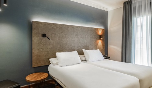 Chambre Double Standard, 2 lits une place