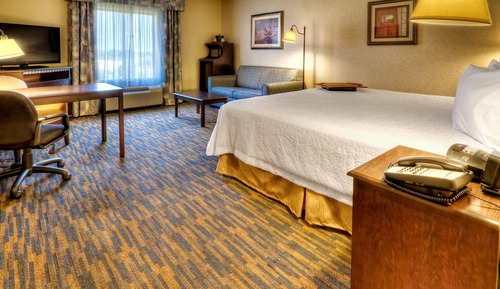 Chambre, 1 très grand lit et 1 canapé-lit