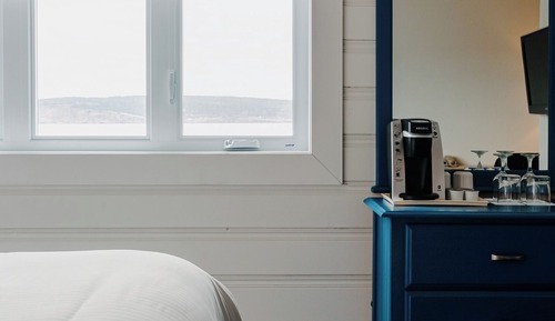 Chambre, 1 grand lit, vue partielle sur la mer (Regular)