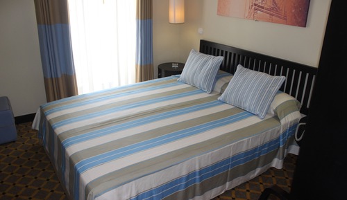 Chambre Simple, vue fleuve
