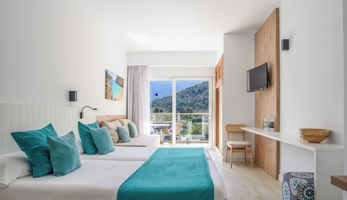 Studio, balcon, vue montagne