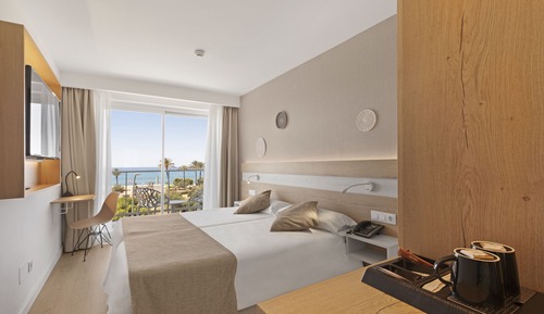 Chambre Double, balcon, vue mer