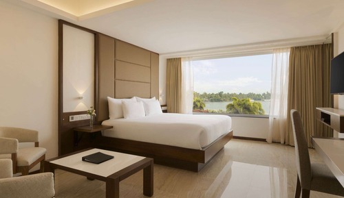 Chambre Luxe, 1 très grand lit, non-fumeurs, vue lac