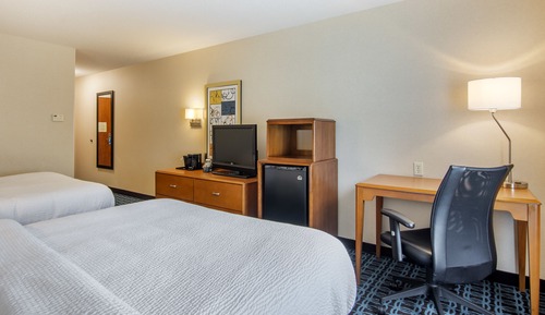 Chambre, 2 grands lits (Mobility/Hearing Access, Roll-In Shwr)