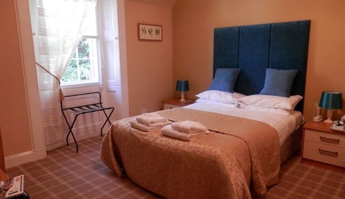 Chambre Double Standard, 1 lit double, salle de bains attenante