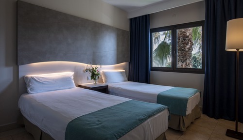 Chambre Familiale, 2 chambres, vue jardin