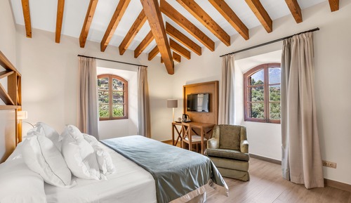 Chambre Double, vue montagne