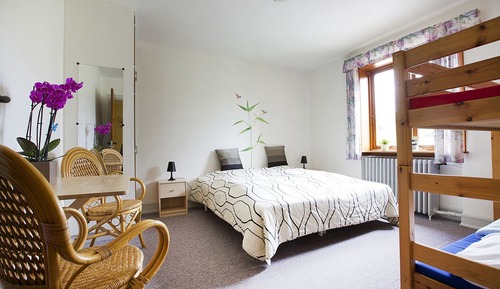 Chambre Quadruple (Linen Excluded)