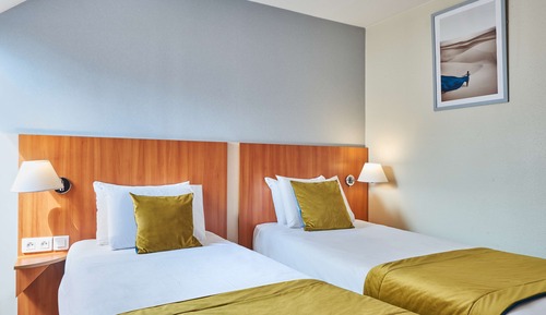 Chambre Standard, 2 lits une place