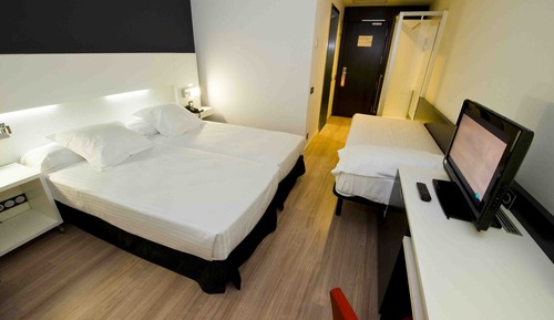 Chambre Standard, 3 lits une place