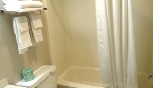 Chambre, 1 grand lit, non-fumeurs