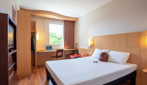 Chambre, 2 lits une place