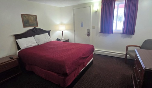 Chambre Standard, 1 grand lit, fumeurs