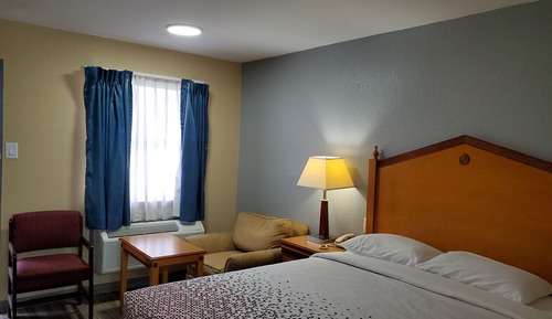 Chambre Standard, 1 grand lit (1 queen bed)