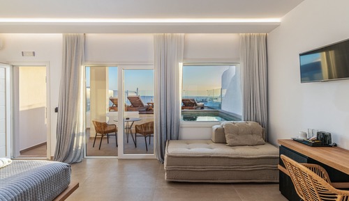 Suite Junior, piscine privée, vue mer