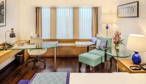 Deluxe Room City View Twin Bed	