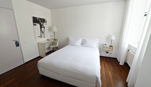 Chambre Double (Easy)