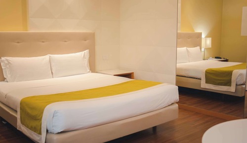 Chambre Confort, 1 grand lit