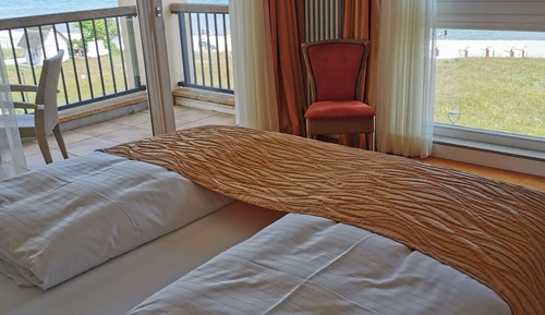 Suite Panoramique, 1 très grand lit, balcon, vue océan