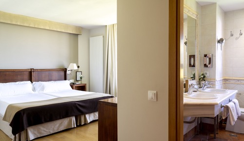 Chambre Supérieure avec lits jumeaux