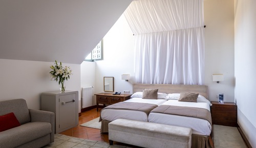 Chambre Supérieure avec lits jumeaux