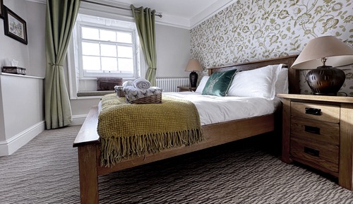 Chambre Double, salle de bains attenante