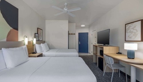 Chambre, 2 grands lits, accessible aux personnes à mobilité réduite