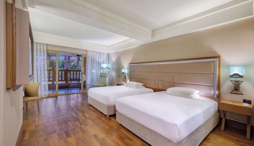 Chambre Deluxe avec lits jumeaux (Swim-up Pool)