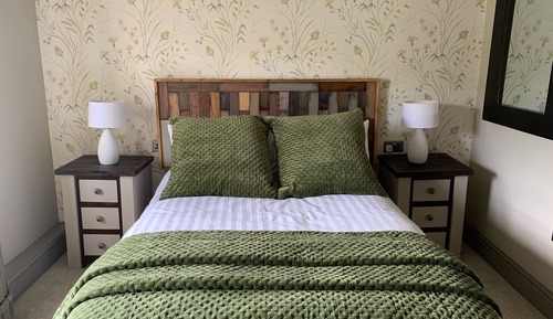 Chambre Double, salle de bains attenante