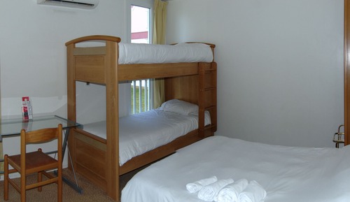 Chambre Familiale, 1 chambre, non-fumeurs, vue jardin