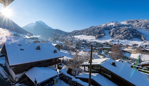 Chambre Standard Double ou avec lits jumeaux, balcon, vue montagne