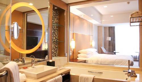 Chambre Standard, 1 très grand lit, vue mer