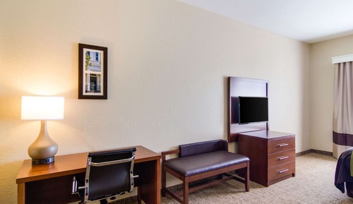 Chambre Standard, 1 très grand lit et 1 canapé-lit, non-fumeurs