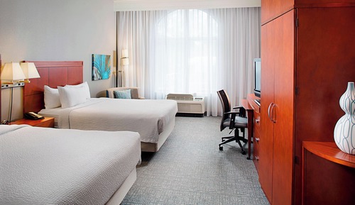 Chambre, 2 grands lits