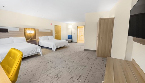 Chambre Standard, 2 grands lits, non-fumeurs (Communications, Roll-In Shower)