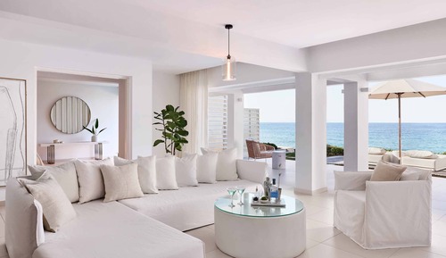 Villa White, Seafront Prive Pool