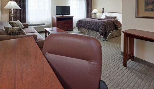Suite Studio, 1 grand lit, accessible aux personnes à mobilité réduite, cuisine (Communications)
