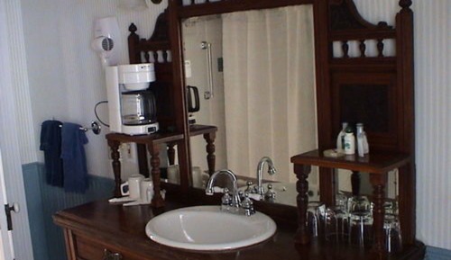 Chambre (The blue room)