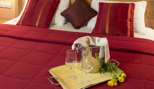 Chambre Deluxe, 1 très grand lit, vue vignoble