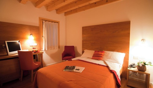 Chambre Classique Double ou avec lits jumeaux