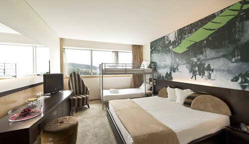 Chambre Familiale (2 adults + 2 children)