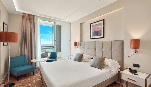 Chambre Double, balcon, vue mer