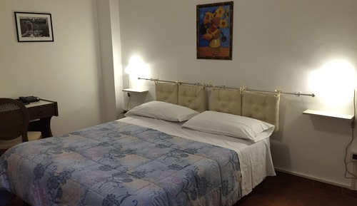 Habitación triple económica