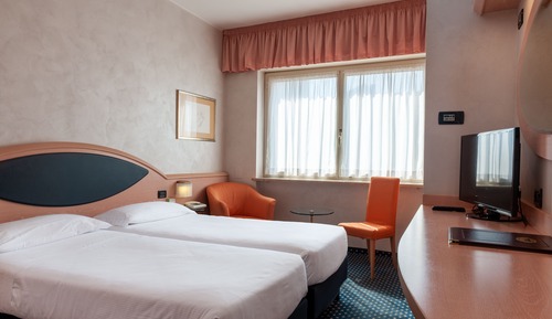 Chambre Double, 2 lits une place