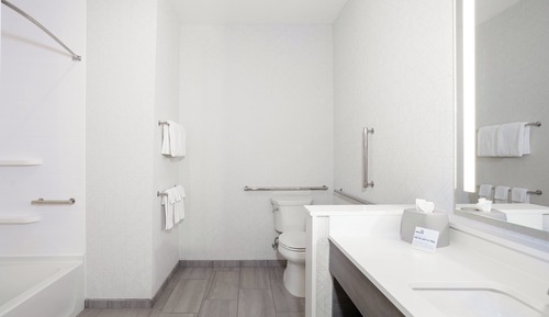 Chambre Standard, 1 très grand lit (Communications, Accessible Tub)