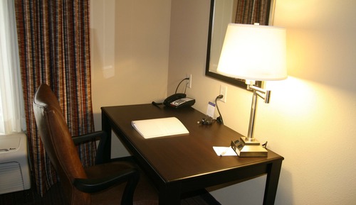 Chambre, 1 très grand lit, non-fumeurs